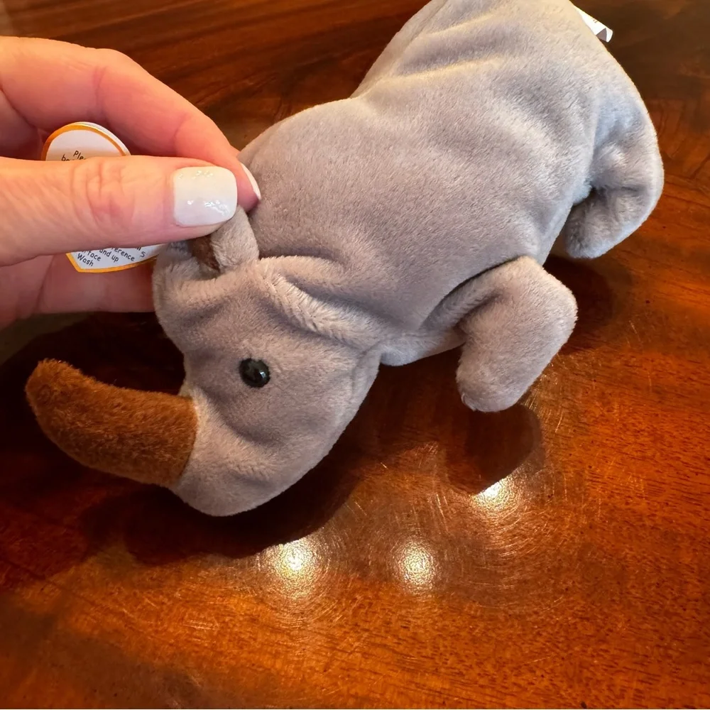 Vintage Ty Beanie Baby Spike Rhino PVC Pellets 5th Gen Tags